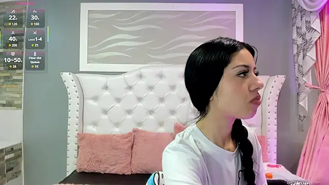 Snapshot of _camila_ortiz chatting on September 22, 7:34 pm  camila ortiz online show from September 22, 7:34 pm