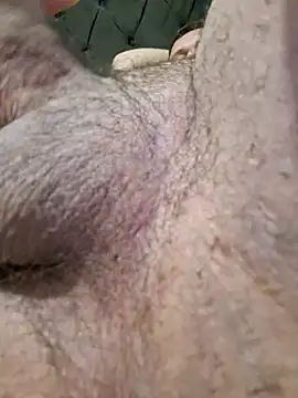 coisasdecasal2727 online show from February 15, 8:30 pm