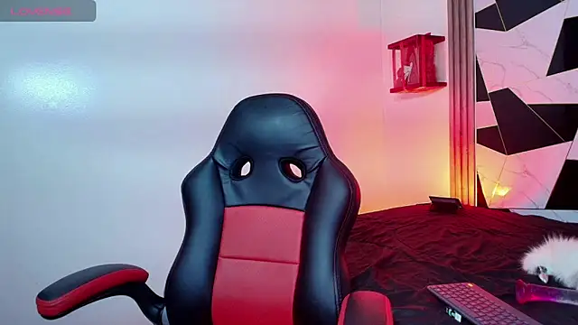 sophia arevalo online show from December 14, 8:47 pm