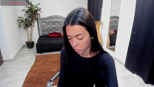 fox valerie online show from January 10, 3:39 pm