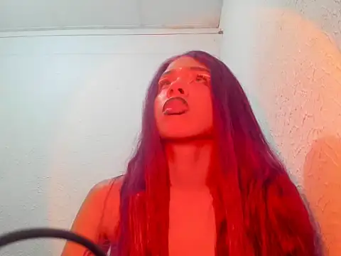 calliedemon  online show from February 10, 7:44 am