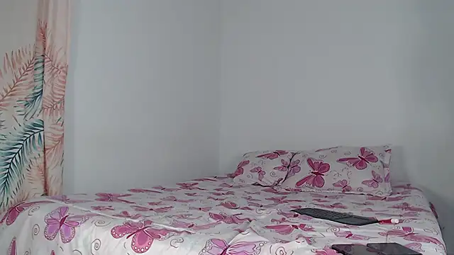 Tyler2y luna online show from November 16, 7:43 am