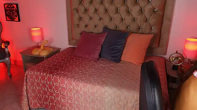 dulce fresa  online show from December 5, 12:28 pm