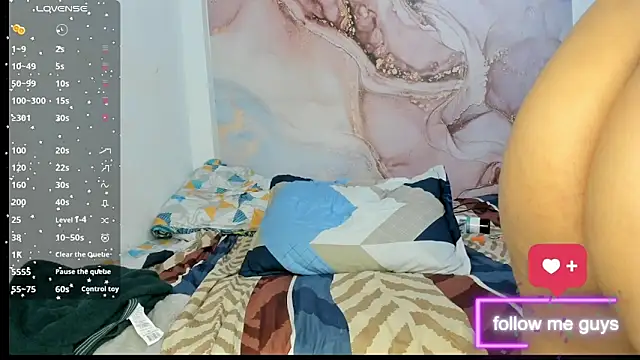 lunna noir online show from February 9, 10:39 am