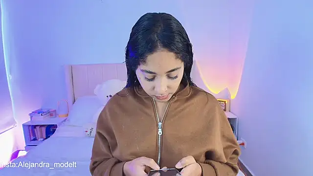 Megan ale online show from December 3, 4:09 pm