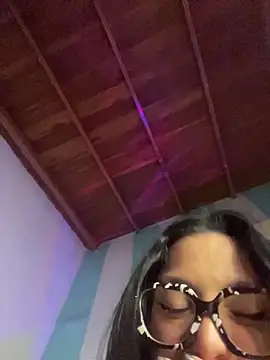 alilith online show from March 12, 8:44 pm