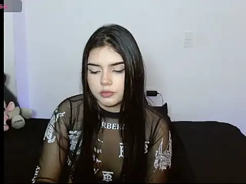Snapshot of Emma_yui19 chatting on September 28, 12:39 am Emma yui19 online show from September 28, 12:39 am