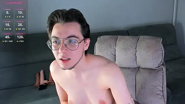 tyler bergg online show from September 25, 11:57 pm