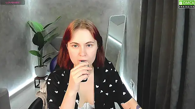 Snapshot of Roxy_foxi chatting on September 25, 1:04 am Roxy foxi online show from September 25, 1:04 am