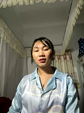 Almond-cute online show from September 9, 6:08 pm