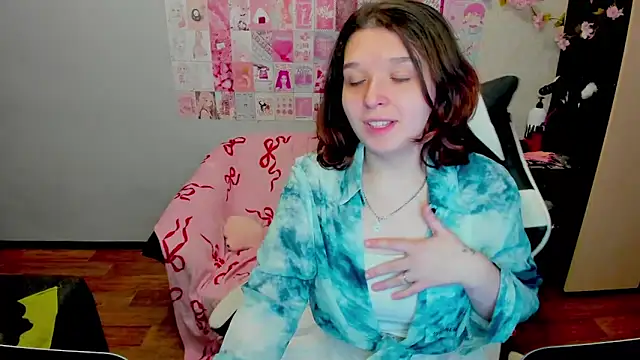 Acid Kate online show from October 16, 2:14 am