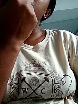 MoniqueMulberry online show from November 10, 7:53 pm