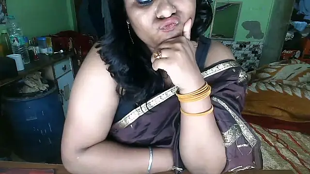 DearKimmi online show from February 4, 6:44 pm