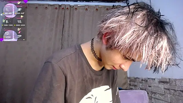 DaraKat18 online show from March 28, 11:47 pm