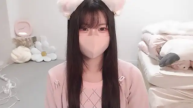 Snapshot of moka-neko chatting on September 20, 1:09 pm moka-neko online show from September 20, 1:09 pm