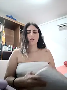 ApenasLys online show from November 5, 1:11 am