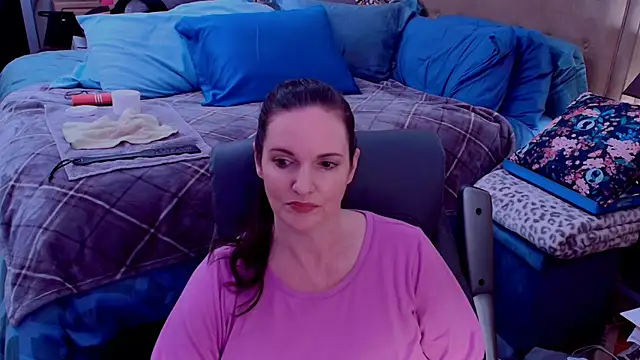 ninajaymes online show from April 7, 12:56 am