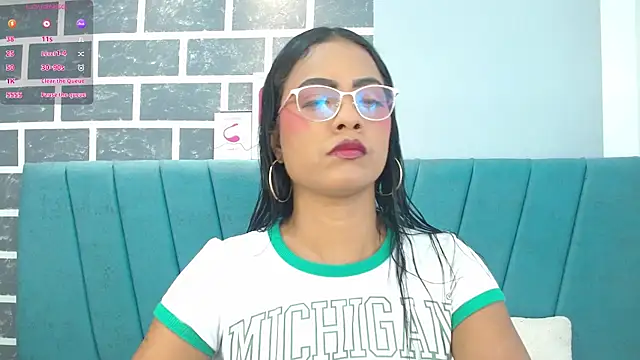 Chloe Brown3 online show from September 17, 6:06 pm