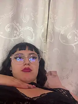 XBODTRIIPX online show from April 9, 4:15 am