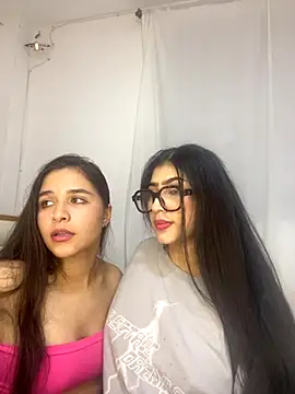 Sweet and Rous0 online show from October 29, 4:06 am