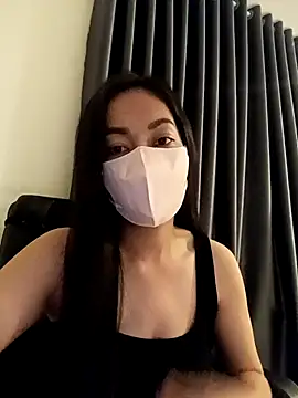 lisa huynh online show from October 1, 1:49 pm