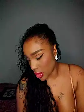 Queen Amara online show from January 10, 3:22 am