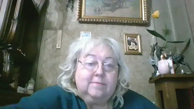 Lala-Love56 online show from April 6, 11:39 pm