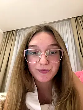 Bellatrisssaa online show from November 26, 2:40 pm