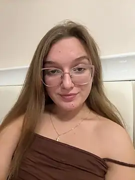 Bellatrisssaa online show from November 22, 8:00 pm