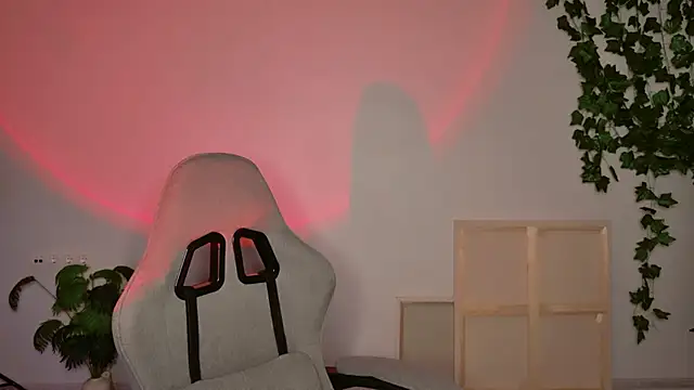 Yoka paradoXXX online show from October 24, 5:25 am