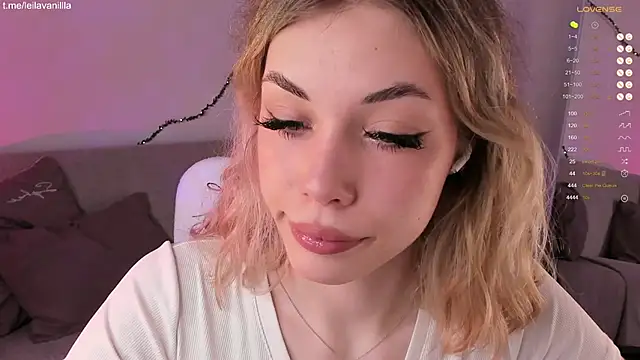 Leila Vanilla online show from April 14, 6:02 am