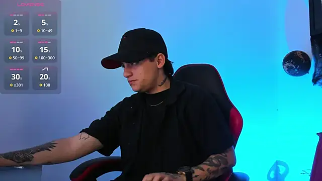 PeytonBox online show from November 1, 12:53 pm