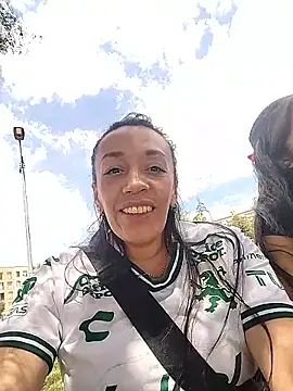 Shantey Laurent online show from February 9, 5:48 pm