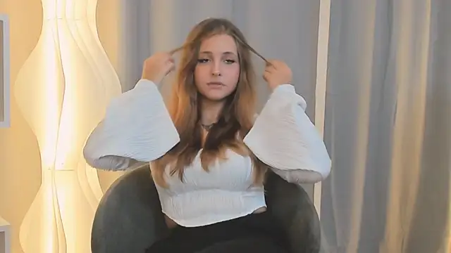 LoveSeekins online show from September 9, 4:40 pm