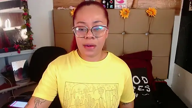 MIA  SPENCER online show from November 6, 9:10 pm