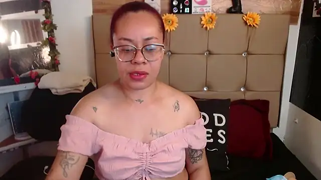 MIA  SPENCER online show from November 15, 5:47 pm