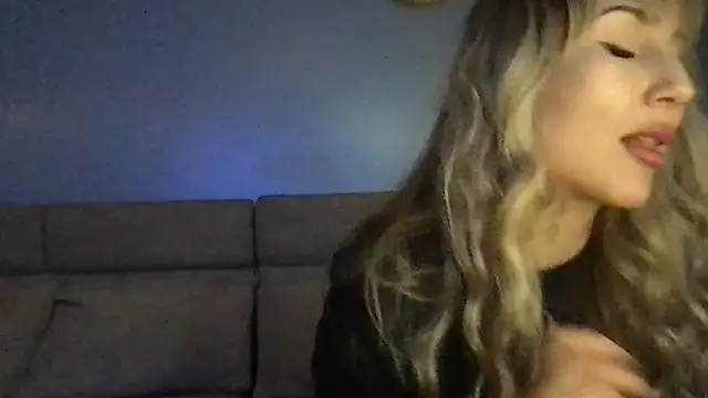 Pyrelissa online show from January 10, 8:02 pm