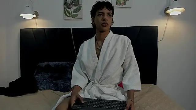 Snapshot of maicol_cum23 chatting on September 30, 6:35 pm maicol cum23 online show from September 30, 6:35 pm