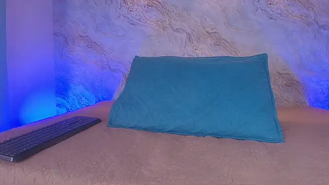 abbyrouss  online show from November 14, 3:06 am