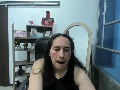 LeilaSmith  online show from October 8, 11:47 am