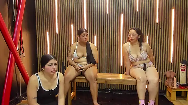 VantablackBDSMShow  online show from April 10, 12:33 pm