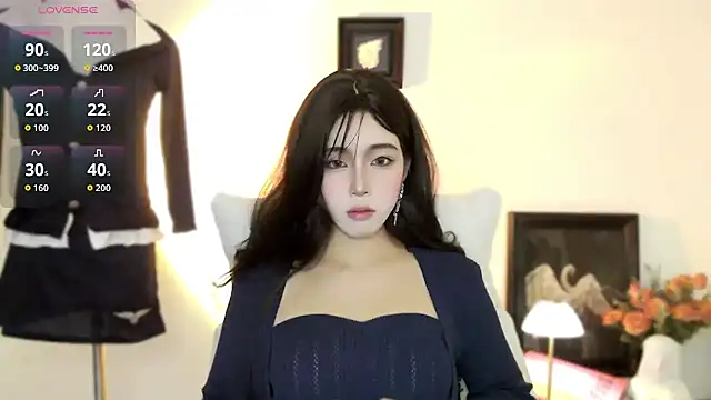 Wfrost0707 online show from November 3, 7:01 am