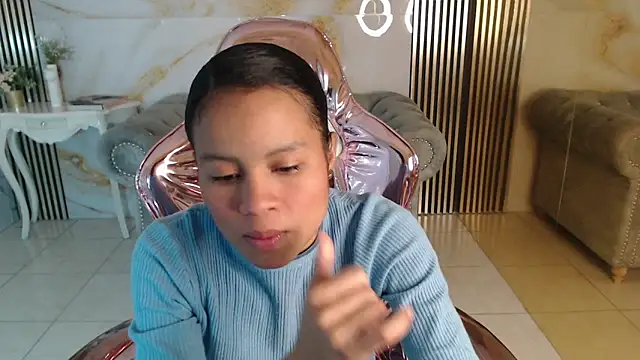 catalina5 s online show from February 12, 1:24 pm