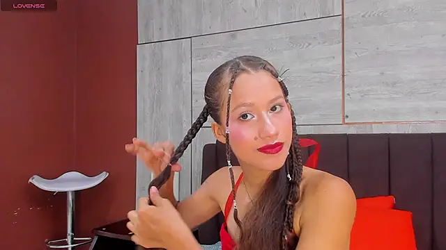 EmmaPetty online show from October 9, 10:03 pm