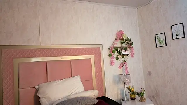 RobinBennett online show from November 17, 12:17 pm