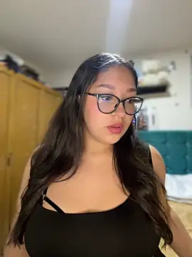 Whiitney Bloom online show from September 14, 5:05 am