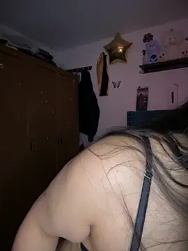 Whiitney Bloom online show from September 15, 5:27 am