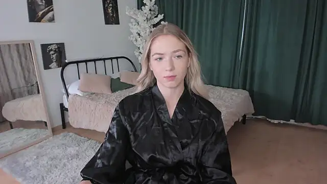 Susan Mimi online show from October 3, 3:00 am