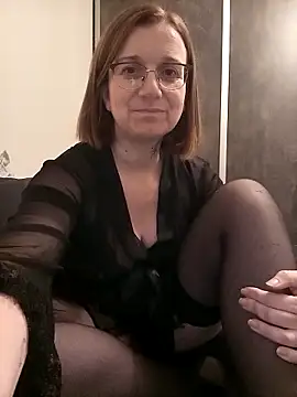 glam5457 online show from November 28, 9:51 pm