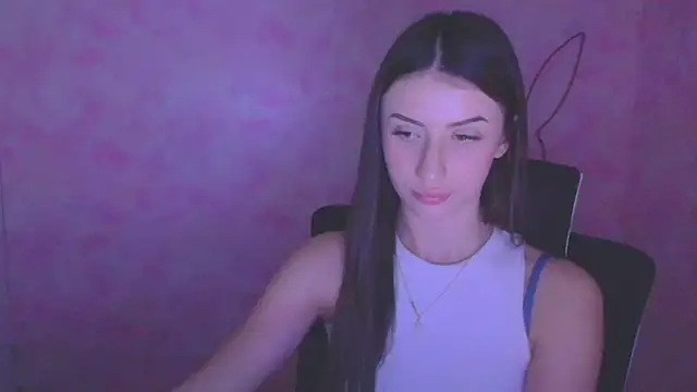 Snapshot of AlisaBubbles chatting on October 12, 1:02 pm AlisaBubbles online show from October 12, 1:02 pm